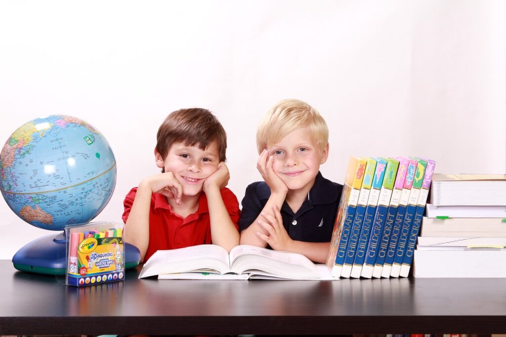 bambini a scuola
